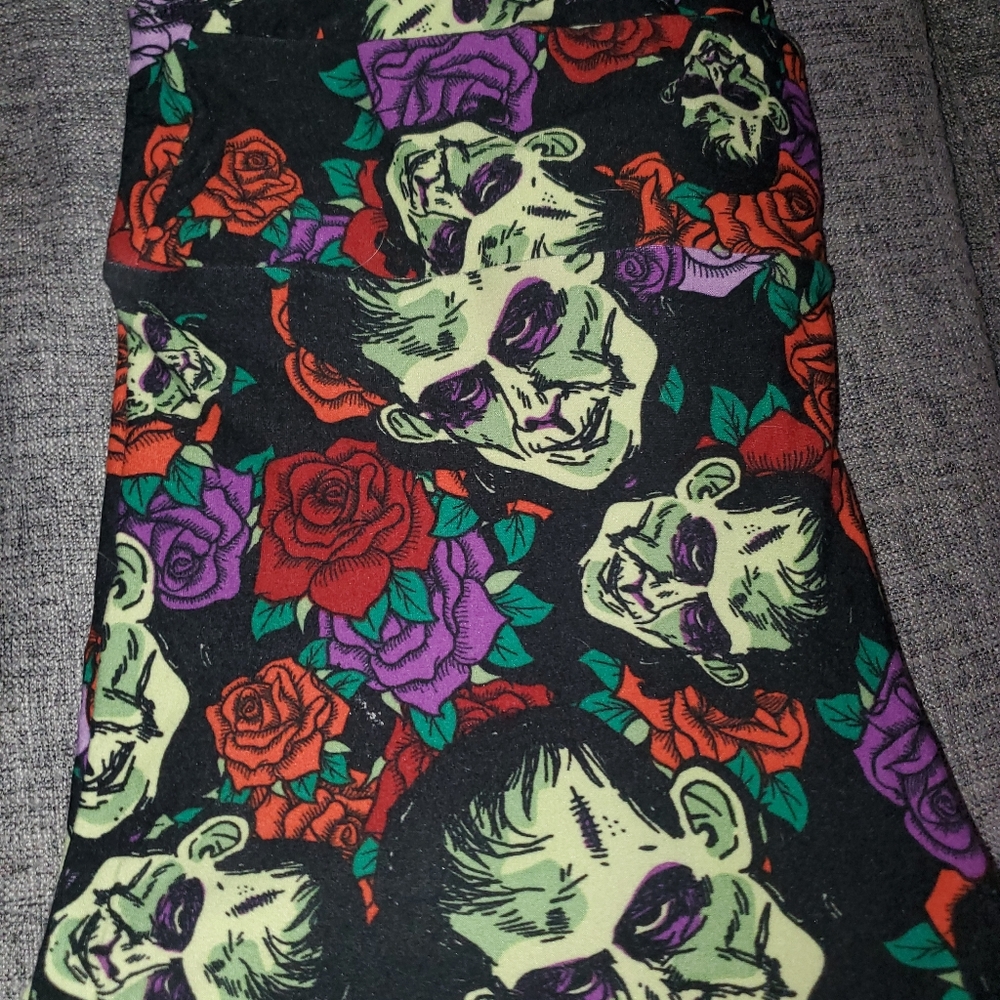 Full-length Frankenstein leggings